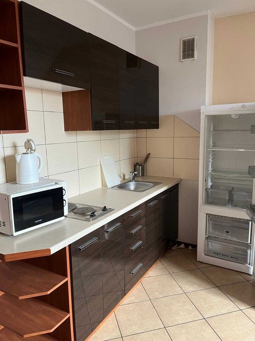 Noclegi praciwnicze 35 zl/ osoba/doba.