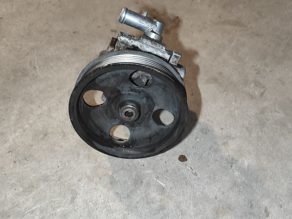 Alfa Romeo 159 1.9 JTD 150 km pompa wspomagania 505.004.240 i inne