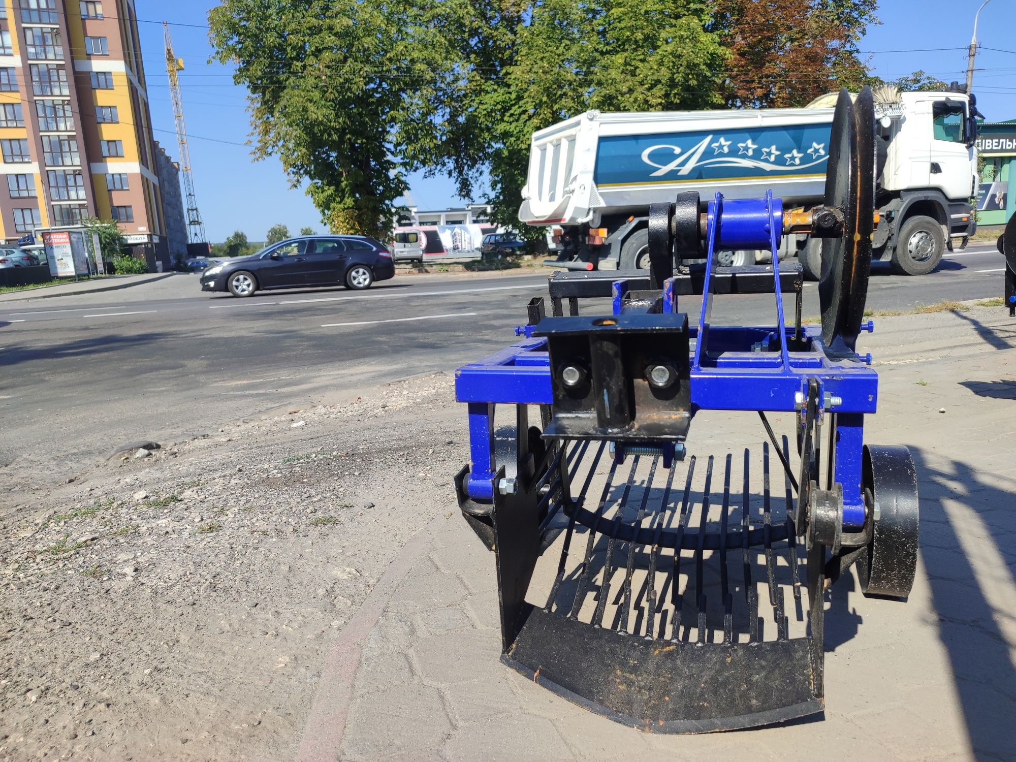 Картоплекопалка мотоблочна