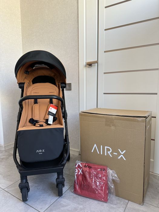 Прогулянковий візок Anex air-x