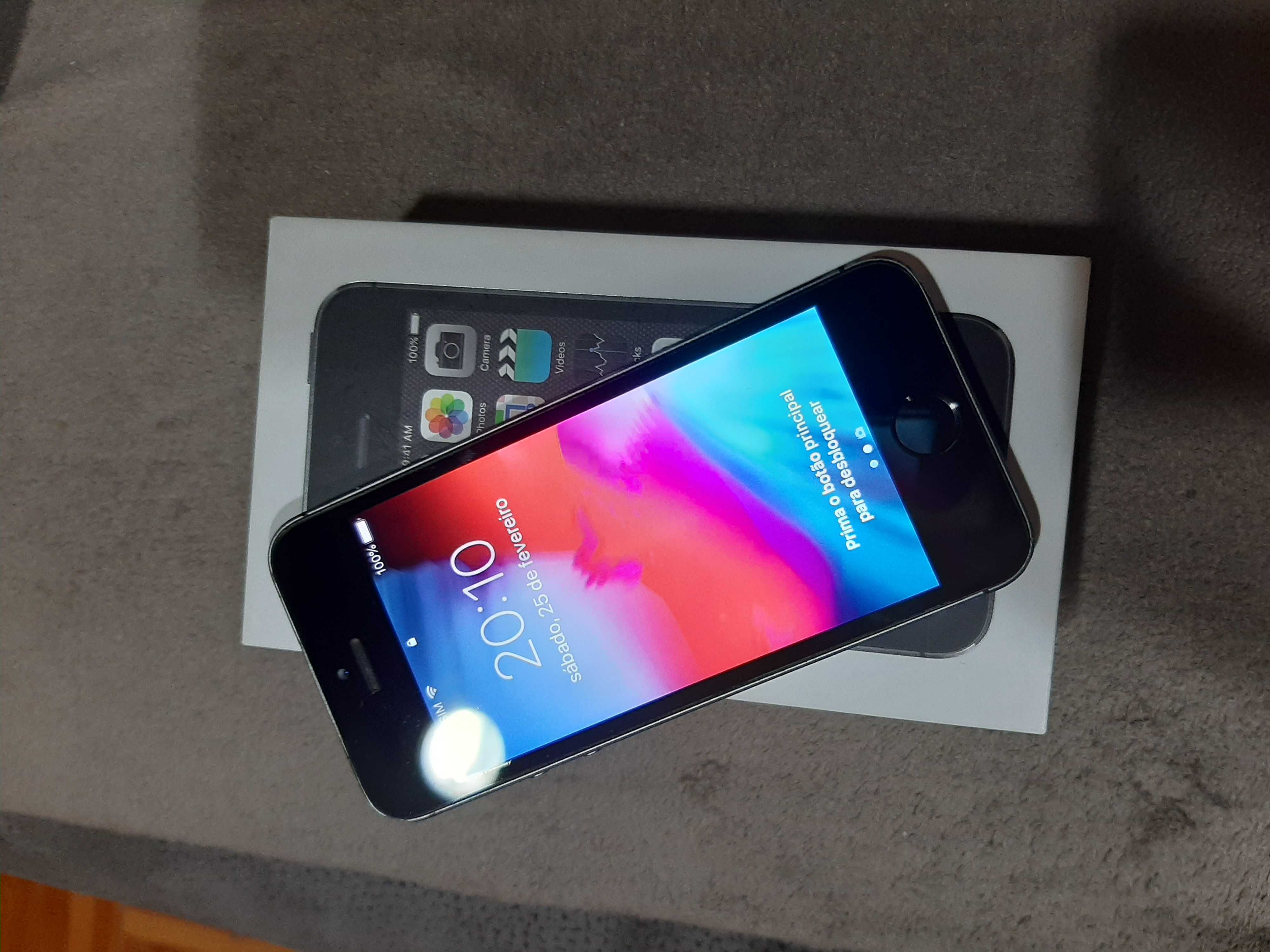 IPhone 5s 16GB  preto/prata