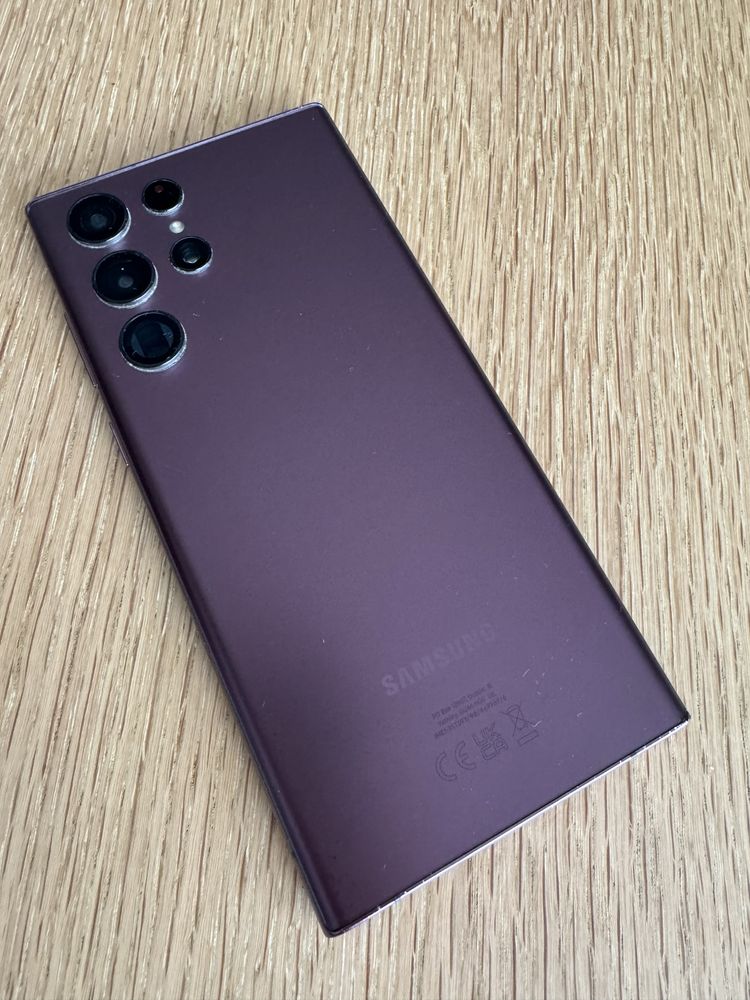 Samsung s22 ultra kolor burgund
