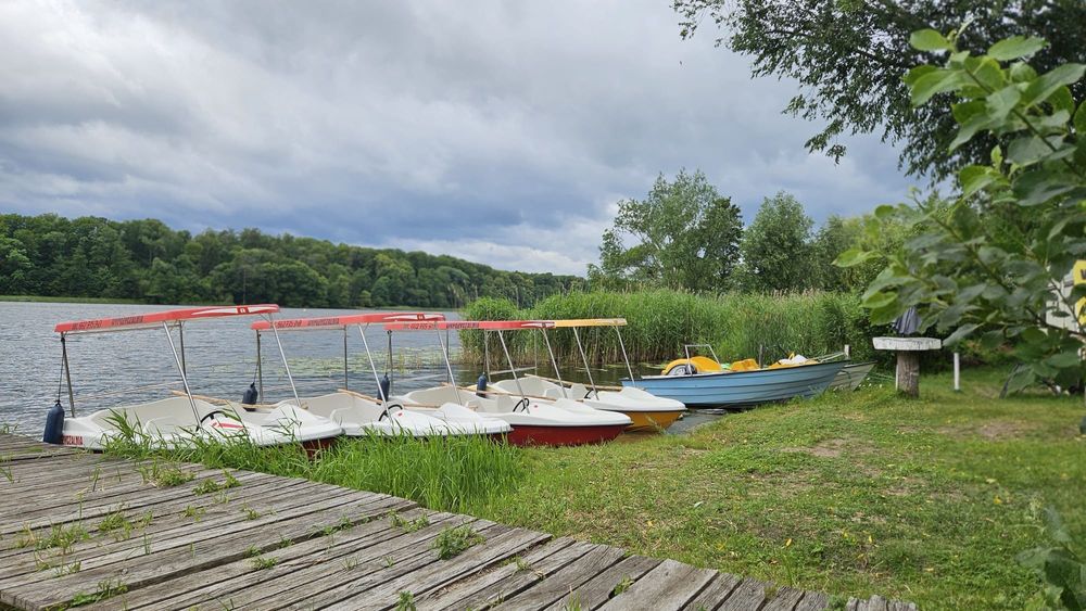 Domek w Dolinie nad jeziorem