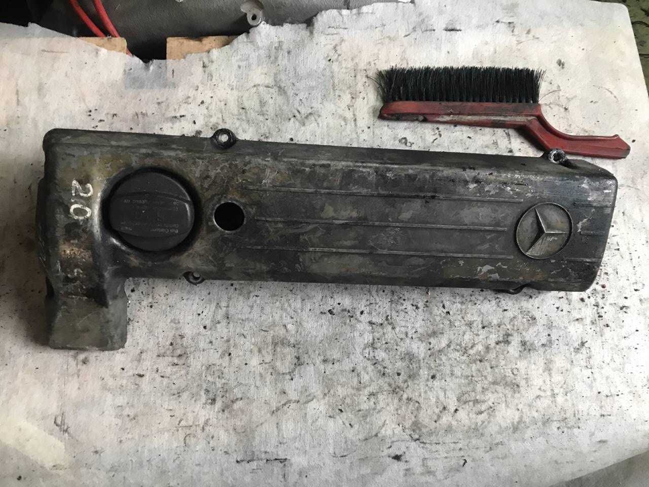 Кришка клапанна ГБЦ Mercedes-Benz W124 2.0D OM601 Мерседес 6010160405