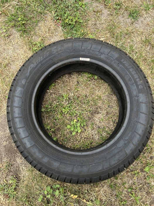 Резина на авто мішелін R14