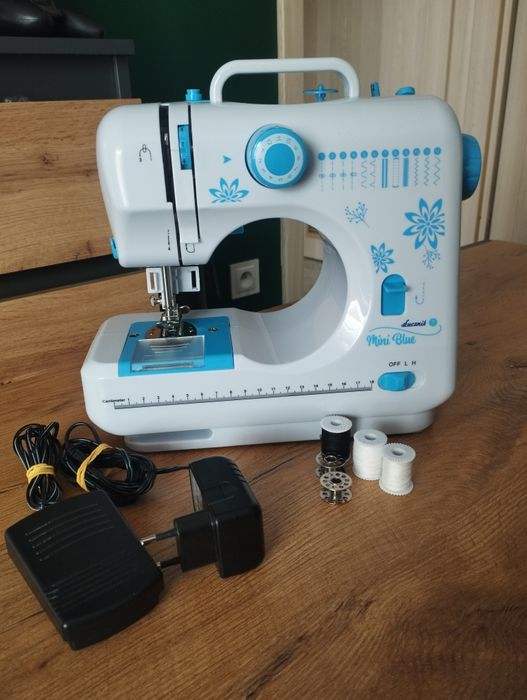 Maszyna do szycia Łucznik mini blue