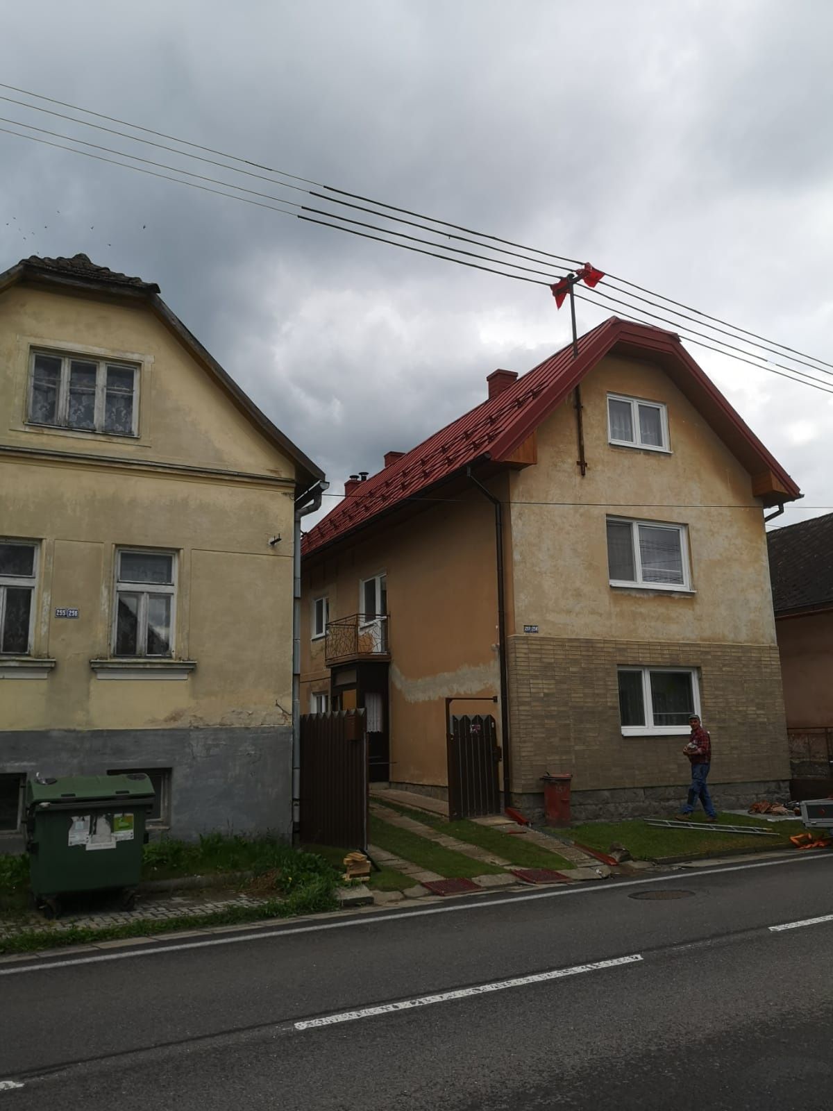 DACHY WYKONASTWO ciesielstwo dekarstwo ZWYŻKA 15m USŁUGI Dachy