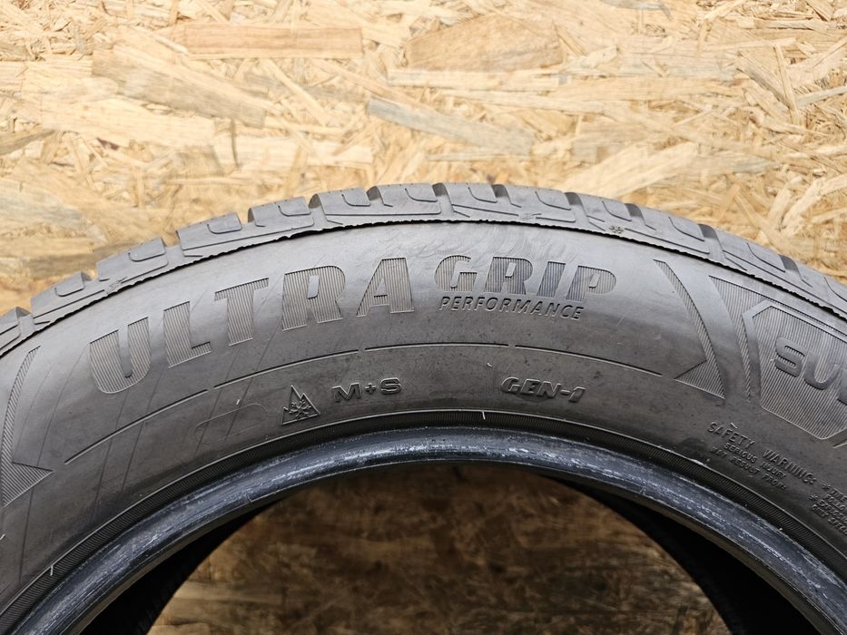 Idealne!! 7,5mm. 225/65 r17 Goodyear Ultragrip Performance. 3816