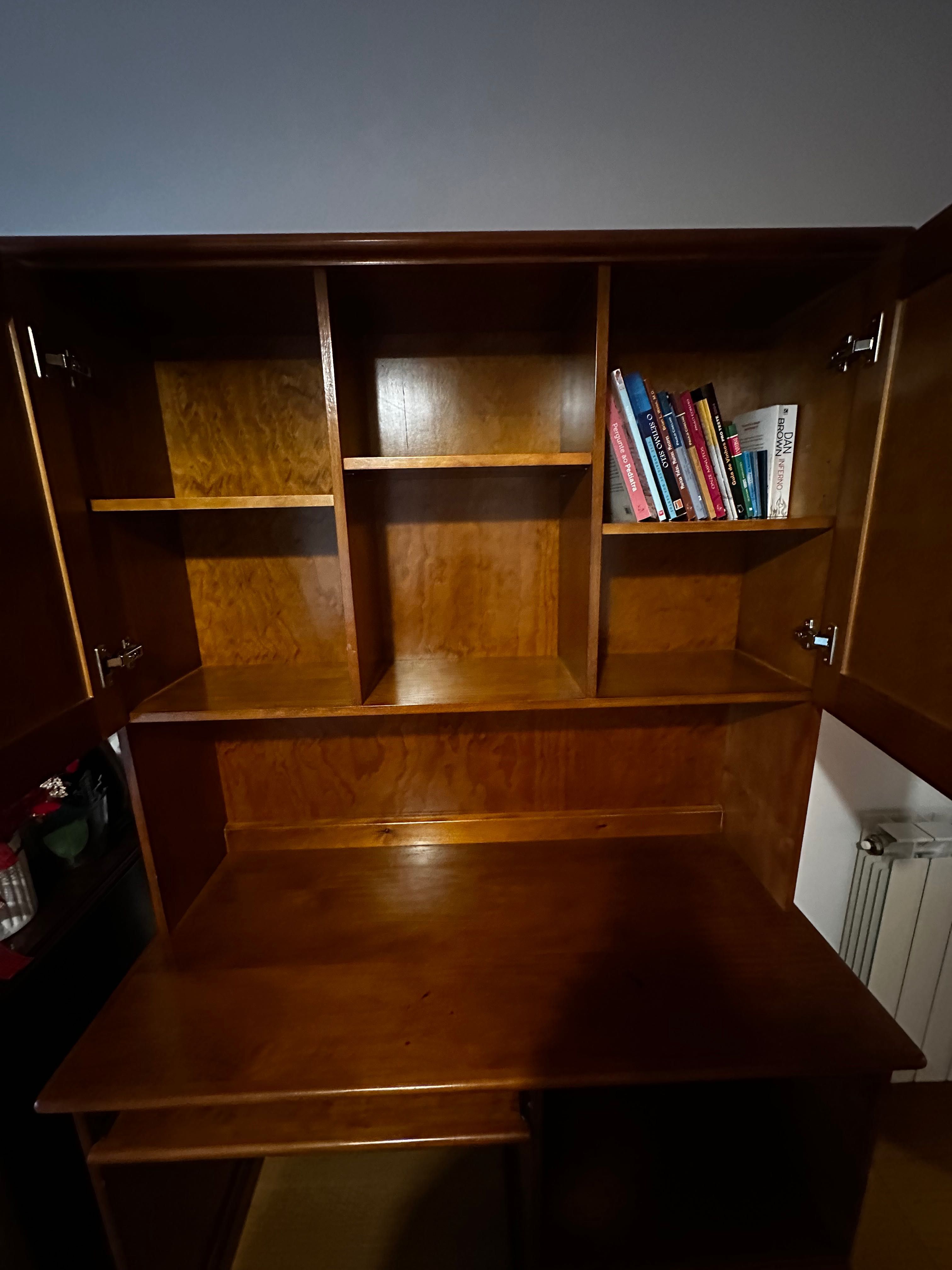 Secretaria+cadeira+cama +estrado+espelhos
