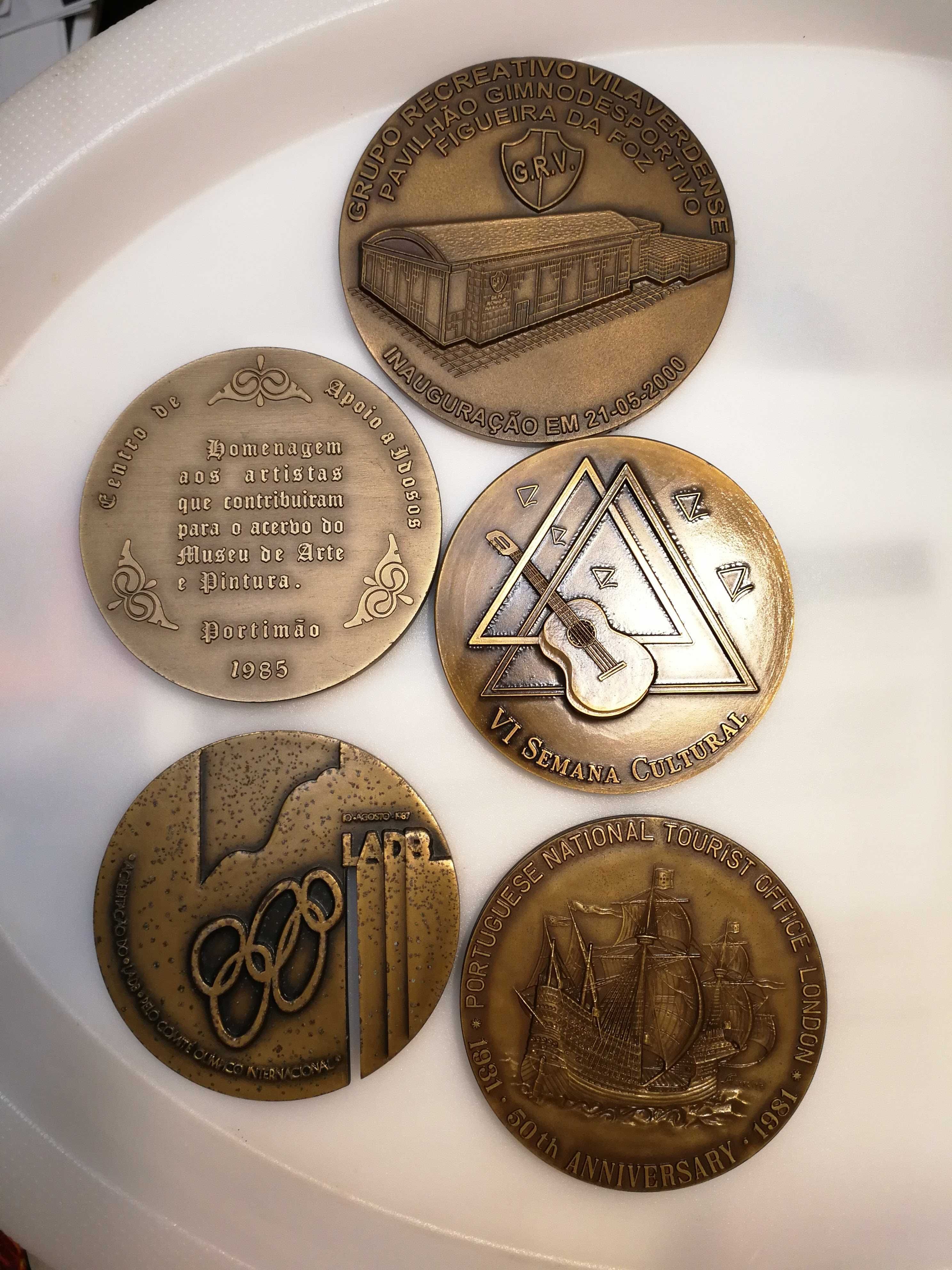Várias Medalhas Comemorativas, Cada 5€