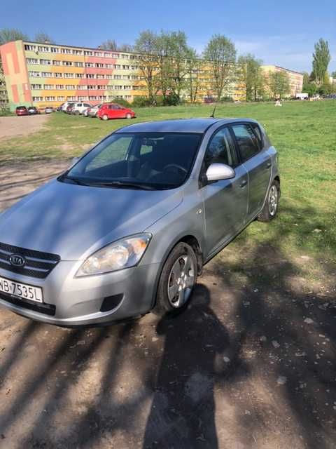 KIA CEED 1.4 benzyna 2009