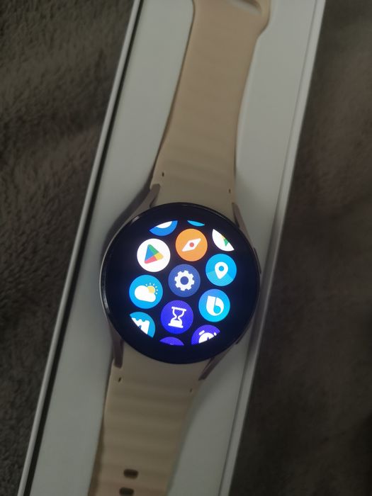 Samsung watch 4 в хорошому стані