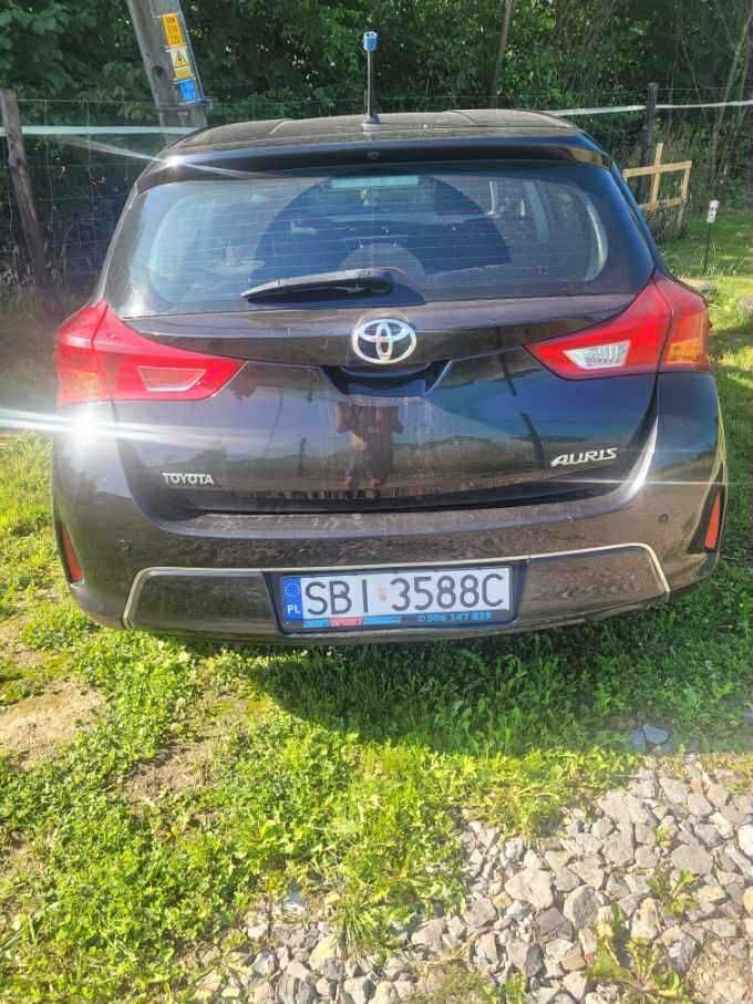 Toyota Auris 1.4 D 66kW |2014|202 tys. km|Czarny metalik|29 000 zł