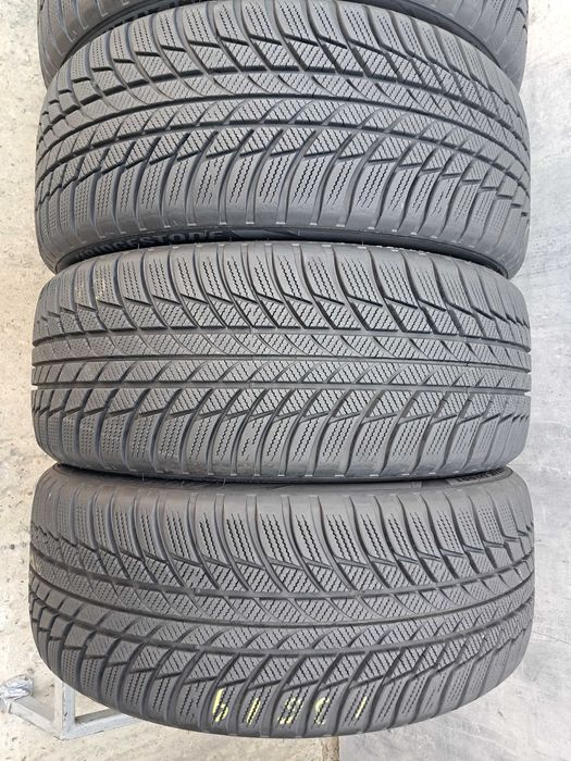 Резина зимова, 7.5мм, Bridgestone Blizzak LM001 MO 225\45 R18