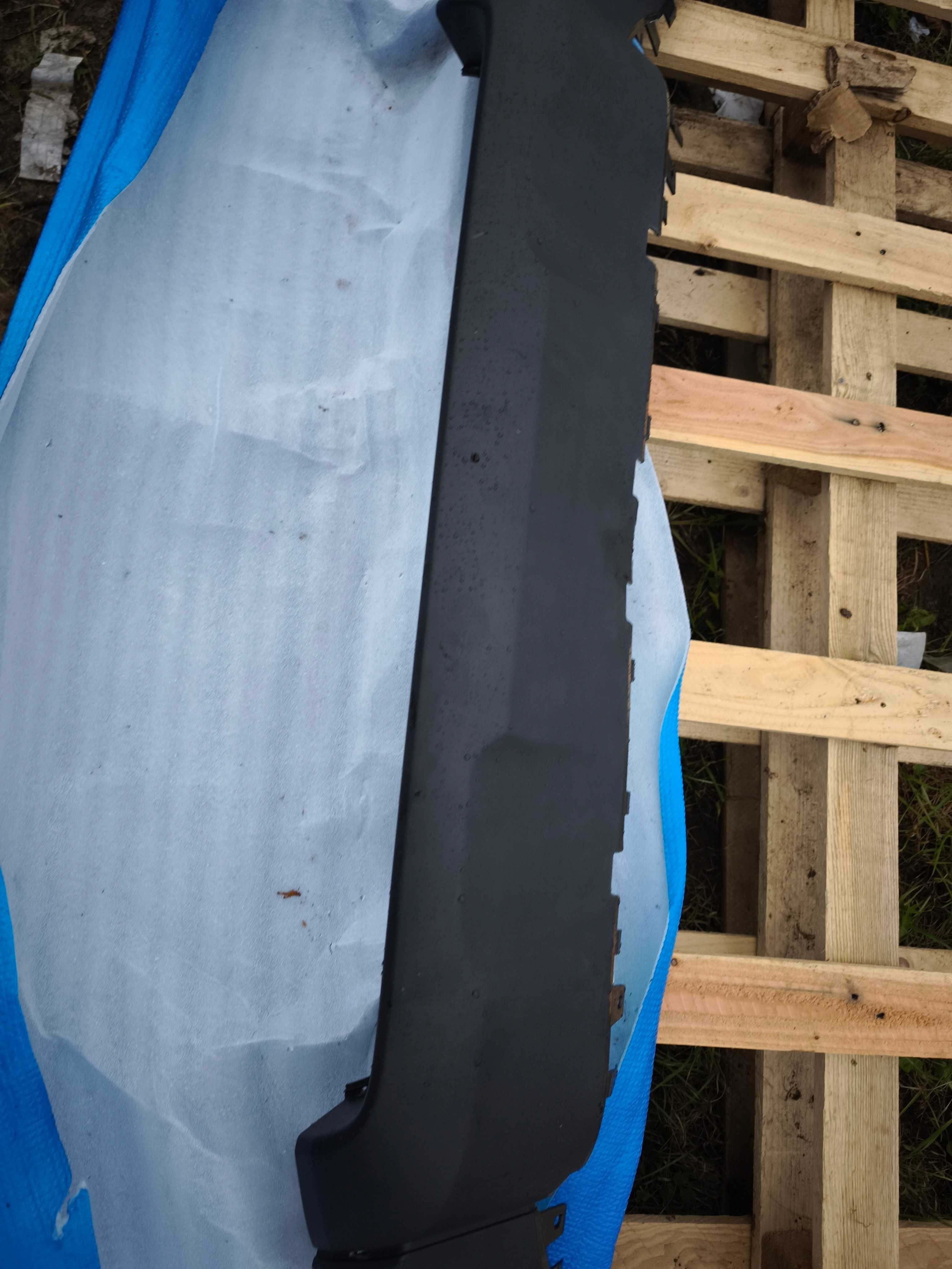 Dokładka dolna spoiler przód przedni zderzak Ford Ecosport
