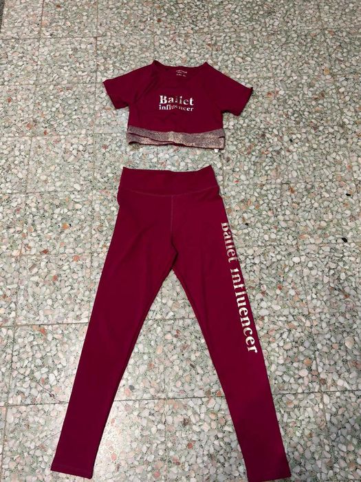 Roupa em otimo estado .