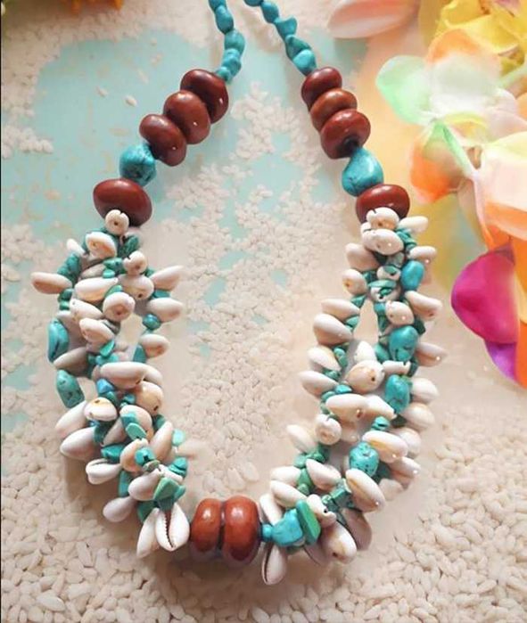 Letni  naszyjnik z muszelek i kamieni naturalnych