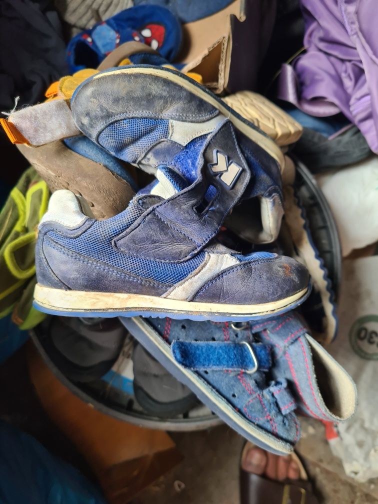 Wózki i buty dla dzieci
