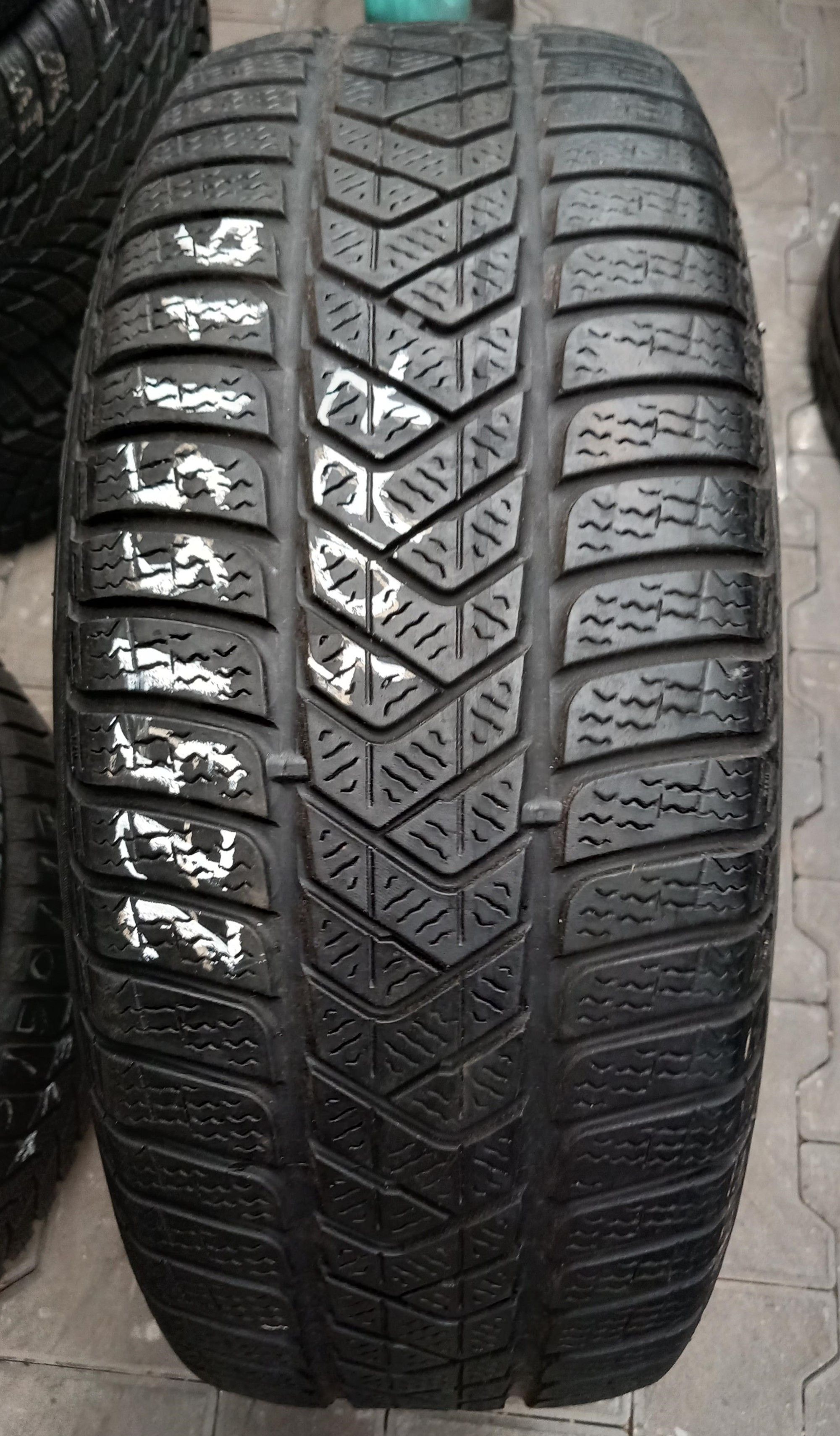 225/55/16 Pirelli SottoZero 3 95H