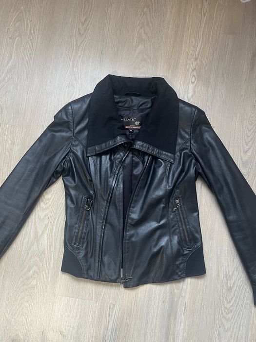 Шкіряна косуха, приталена