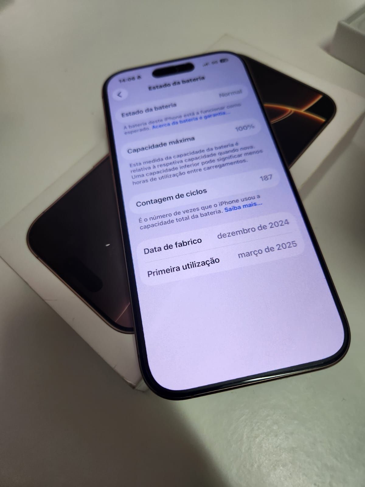 iPhone 16 pro 256 gb deserto