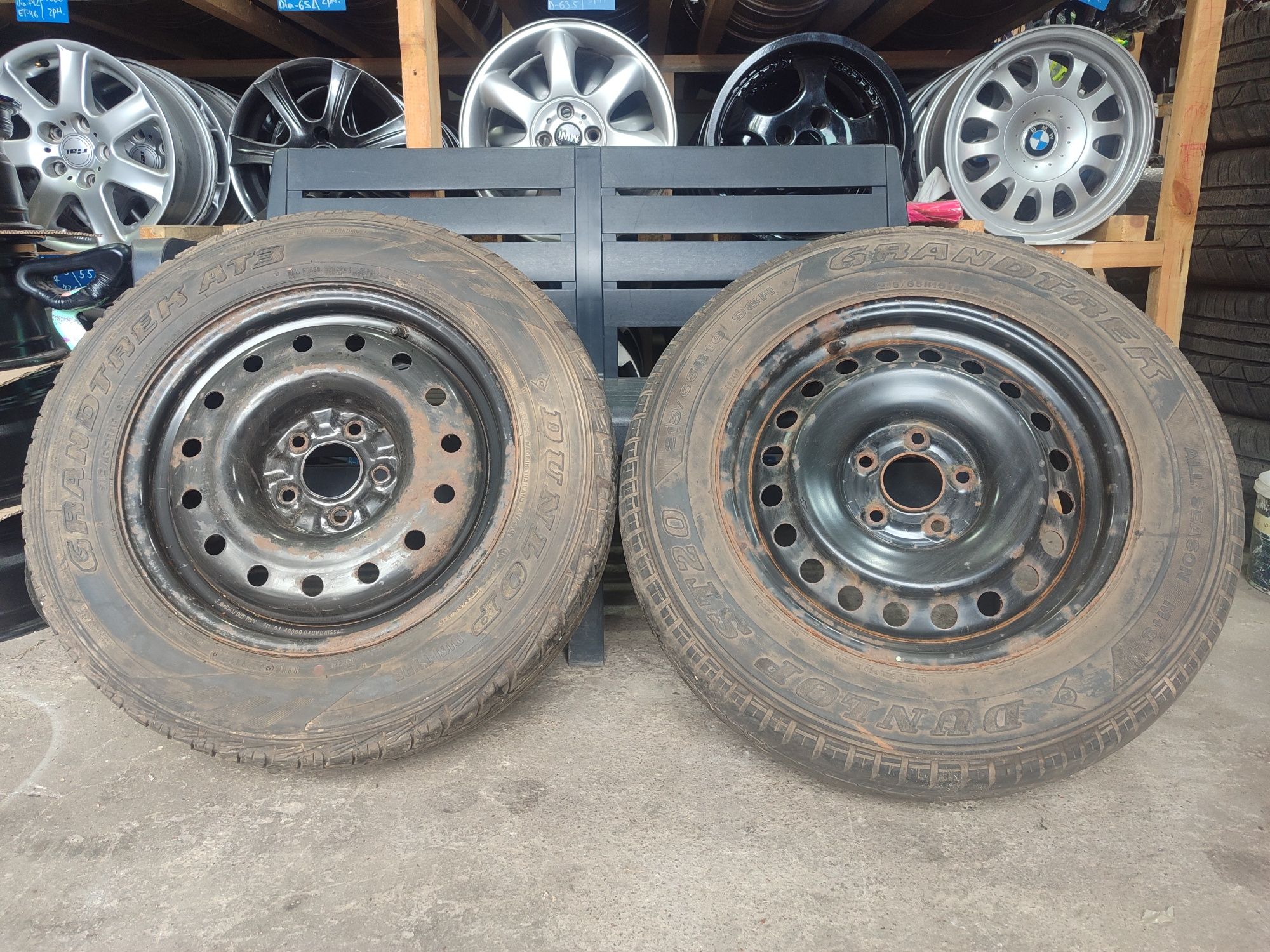 Запаска Nissan. R-16. 5×114.3