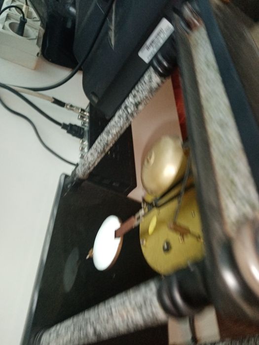 Продам часи в идеале. Точный ход. Звонкий бой