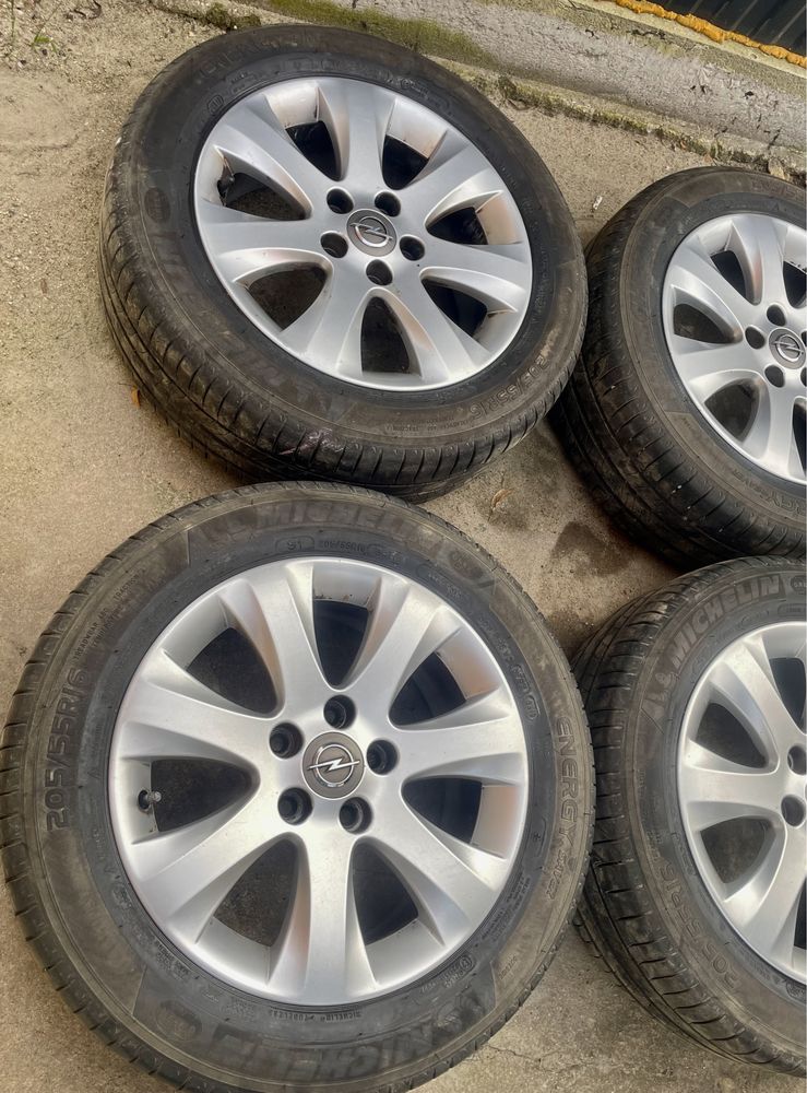 Felgi kola opel 5x110 16” 6.5j et37 opony letnie