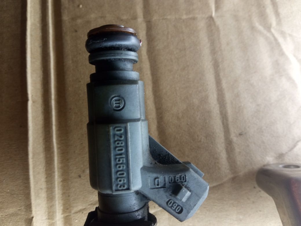 1.8T BAM 225 HP Listwa Wtryskowa Wtryskiwacze 390cc Komplet