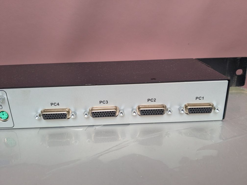 HP Console switch
