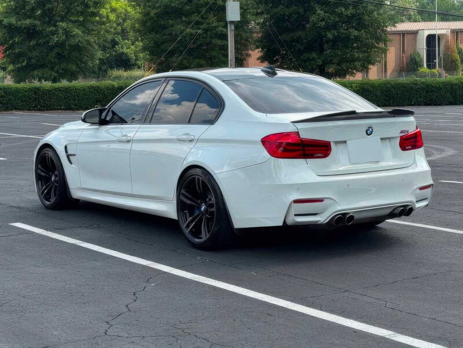 BMW M3      2017