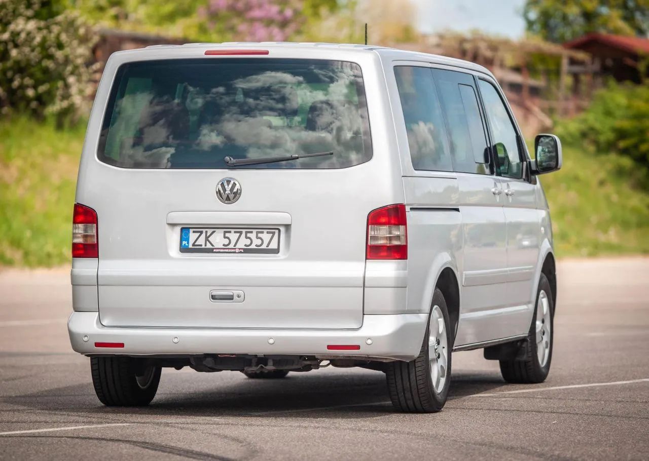 Volkswagen Multivan VW T5 Multivan 2003