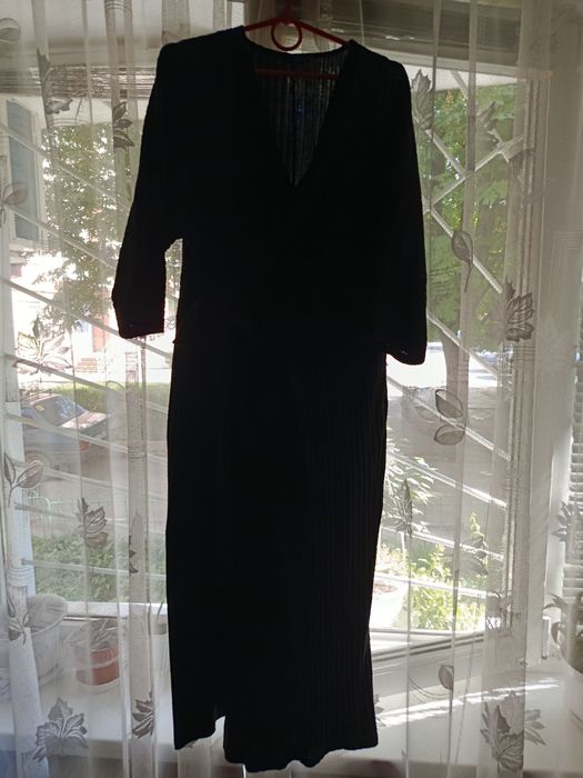 Плаття жіноче в рубчик