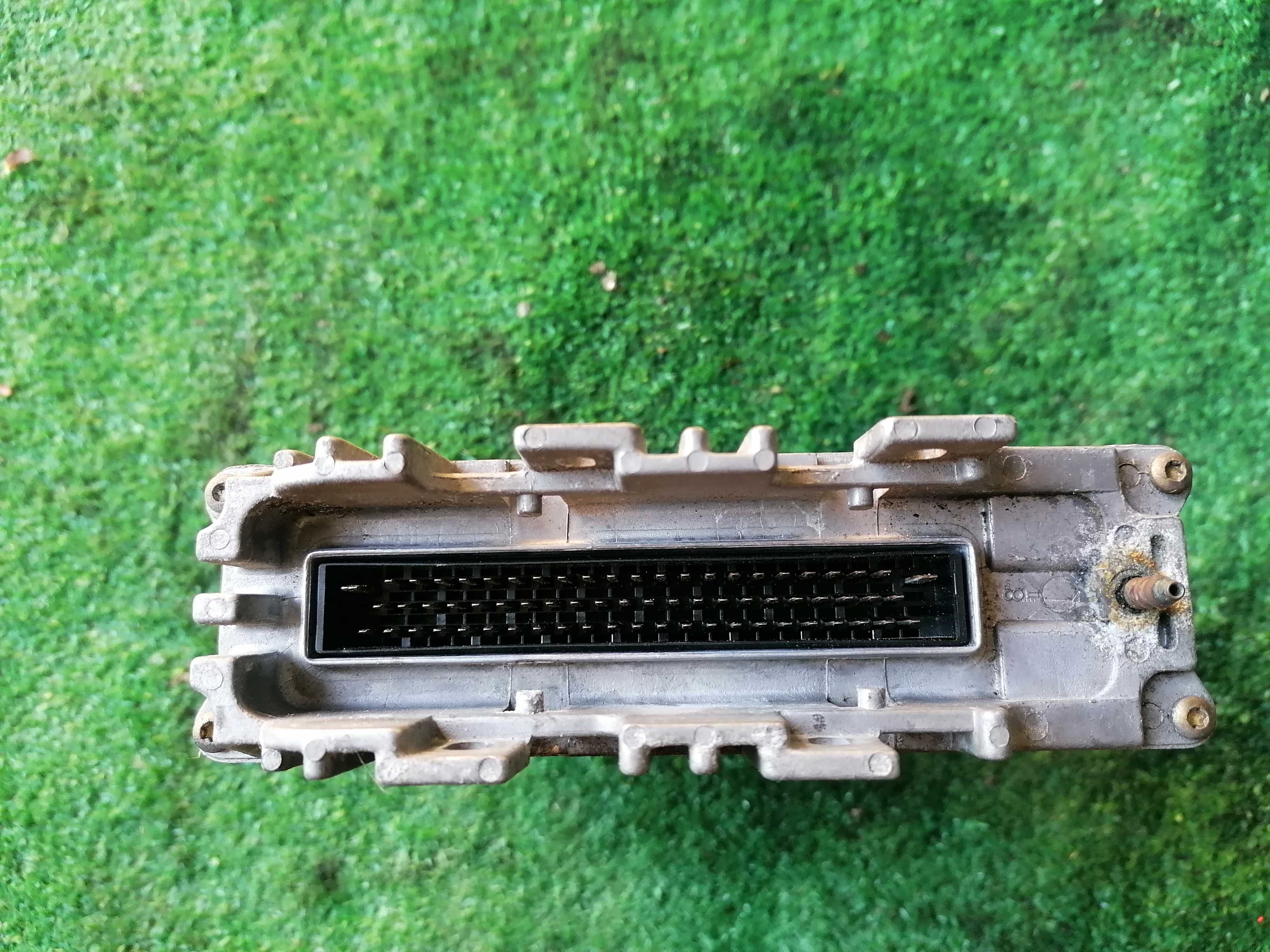 Centralina do motor ECU Golf III 1.9TDI (1H1)