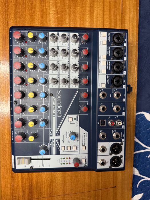 Vendo Mesa analógica - SOUNDCRAFT NOTEPAD 12FX