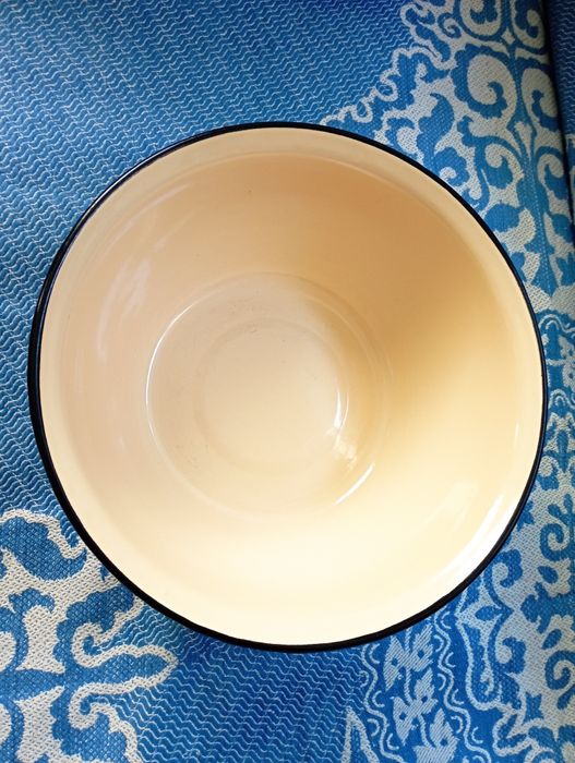 Миски эмалированные советские