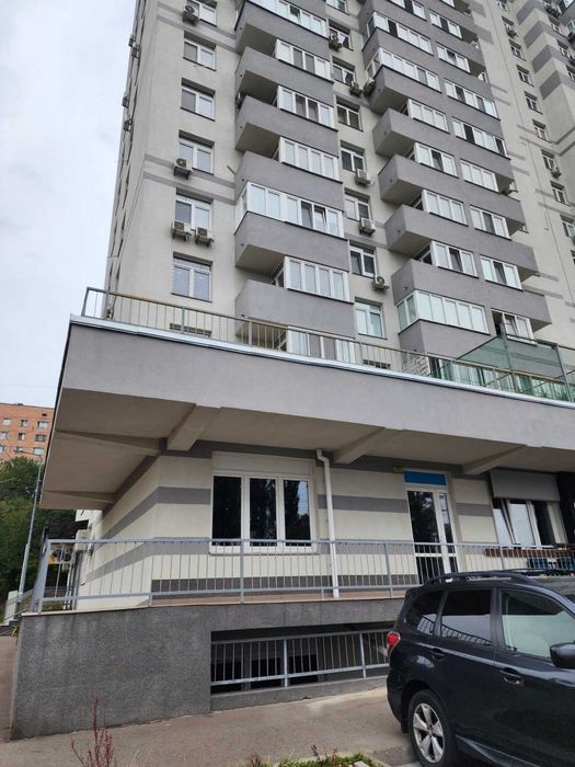 Оренда фасадного приміщення 151 м2 у Вишгороді