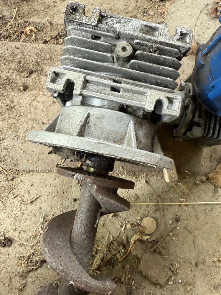 Silnik Besel 0,12 kW, reduktor, podajnik, palnik, zbiornik,