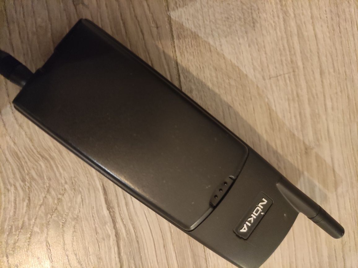 Nokia Banan 8110i