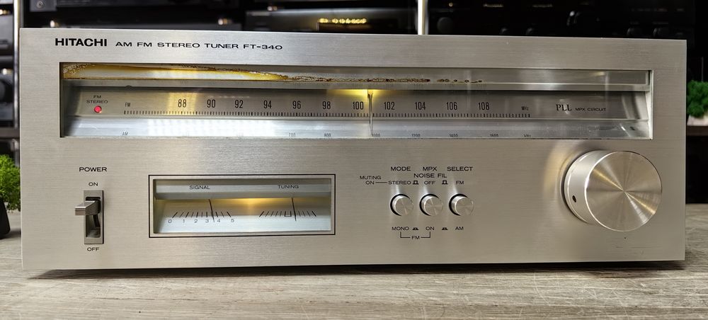 Тюнер Hitachi FT-340