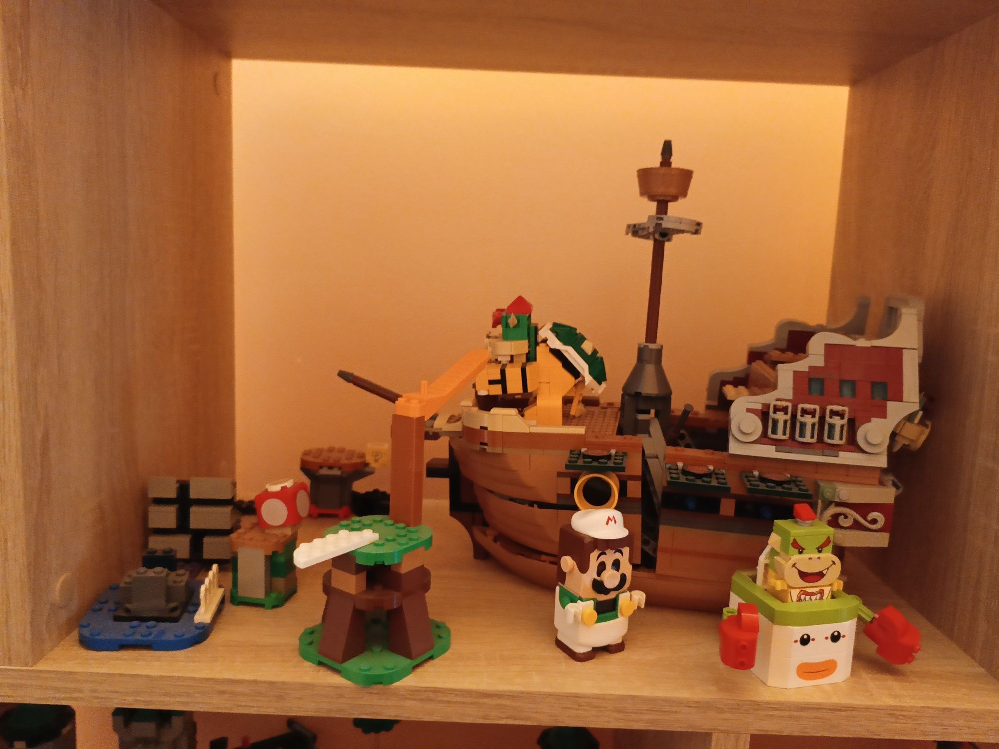 LEGO Mario Bros 3 figurki główne + kilkanaście zestawów