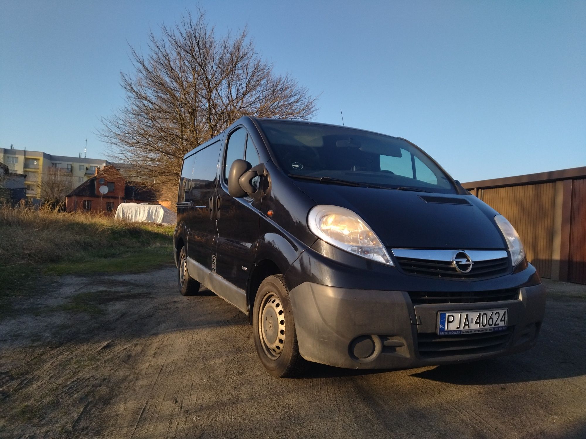 opel vivaro 2.0 cdti blaszak furgon