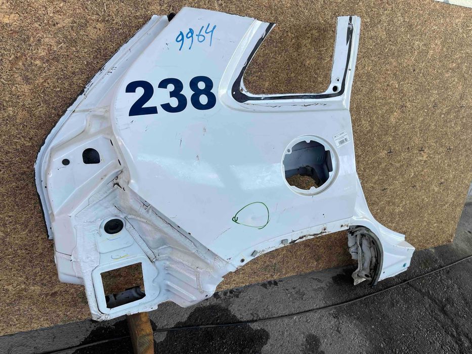 Чверть чвертка крило Jeep Cherokee 14-18