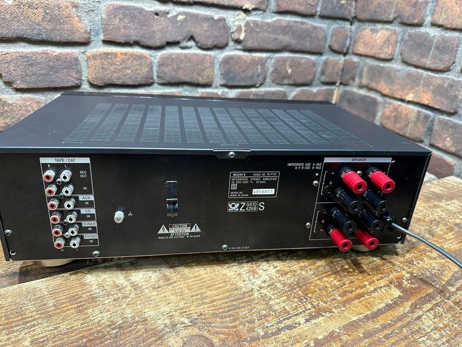 Wzmacniacz Sony F 170