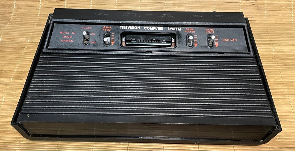 Kultowa konsola do gier ATARI 2600+ Video Computer System PRL  retro