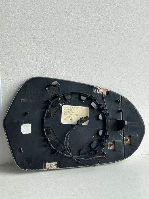 Дзеркало (вкладиш) Audi a6c7