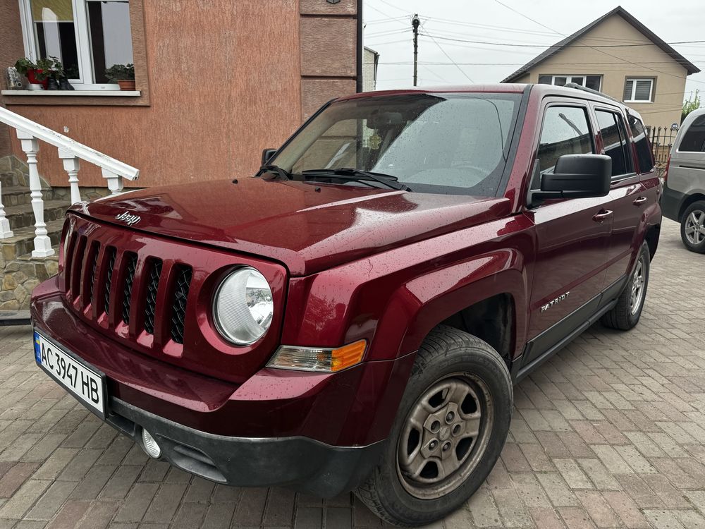 Продам авто Jeep patriot 2016