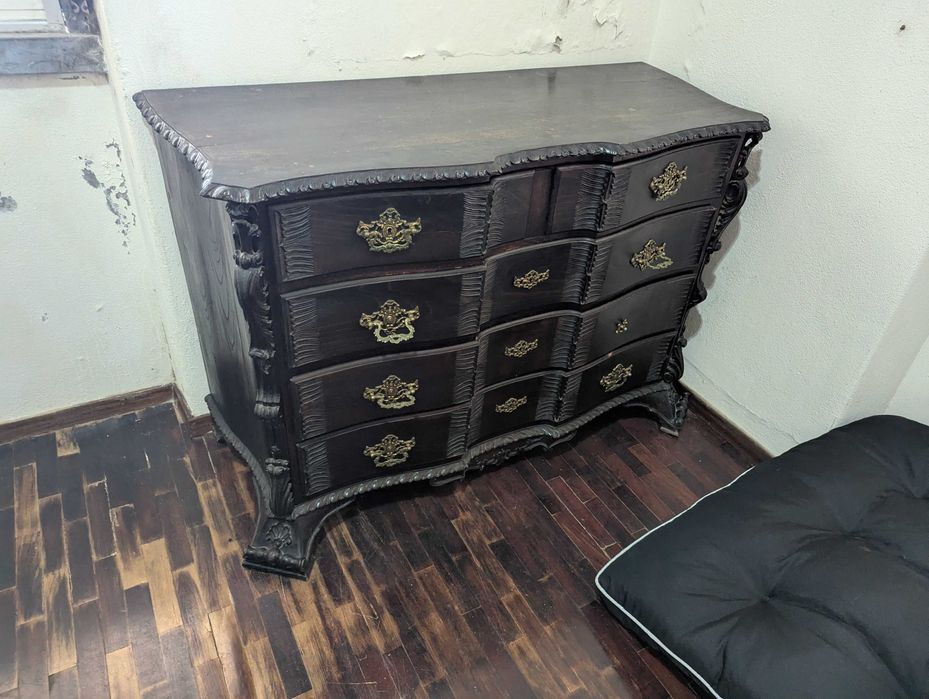 Conjunto de quarto antigo – inspiração estilo D. José / Rococó