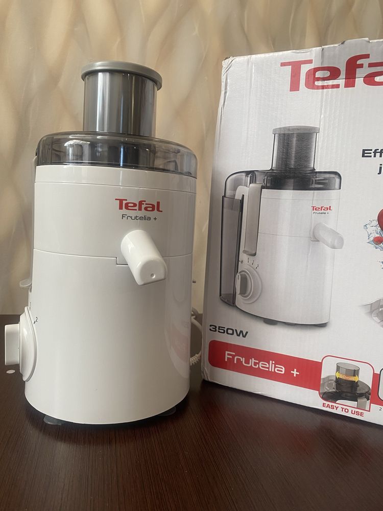 Соковижималка, соковитискач TEFAL FRUTELIA +