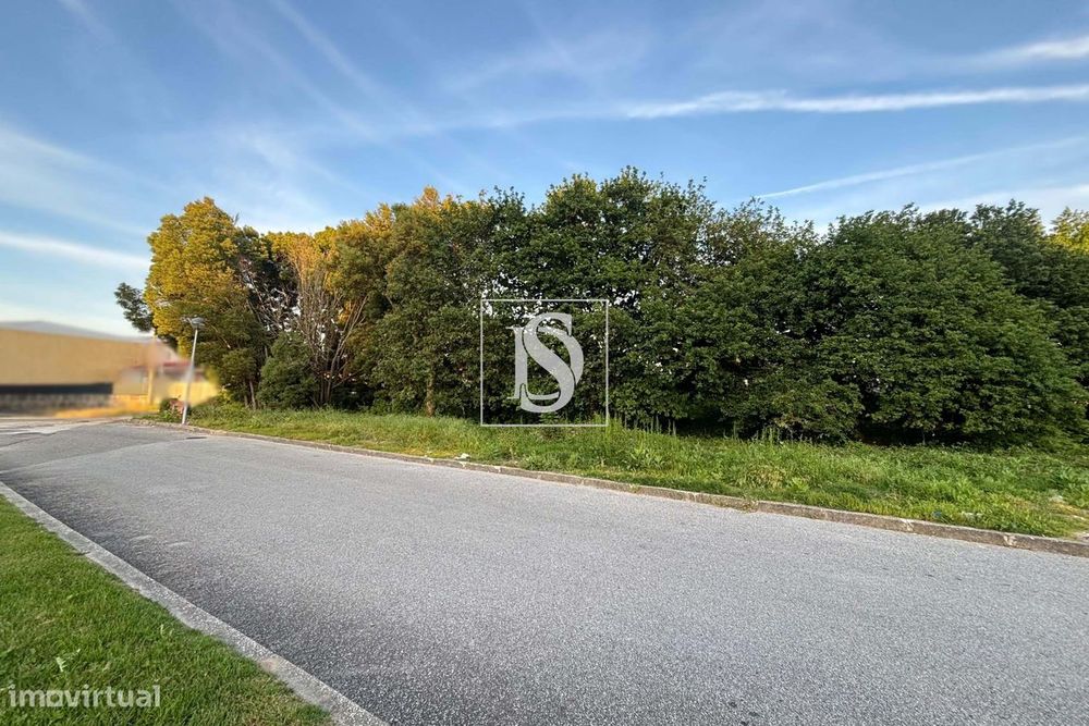 Lote de terreno para construção com 310 m2 em Tondela